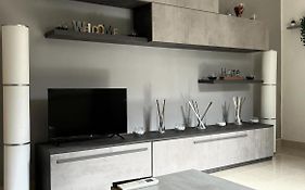 Alex Rhome Apartment